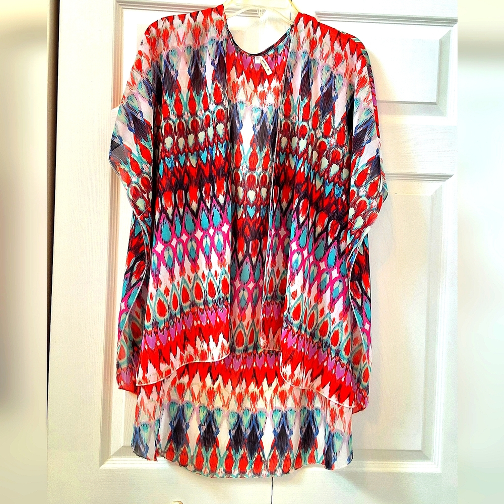 Truth NYC, Medium Multi-Colored Kimona Cover Top